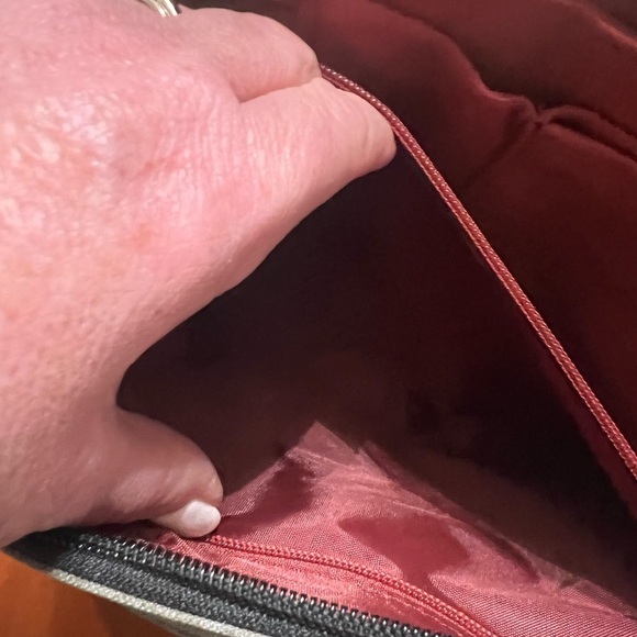 Laptop Bag 13” X 17” EUC *Like New * - Picture 7 of 11